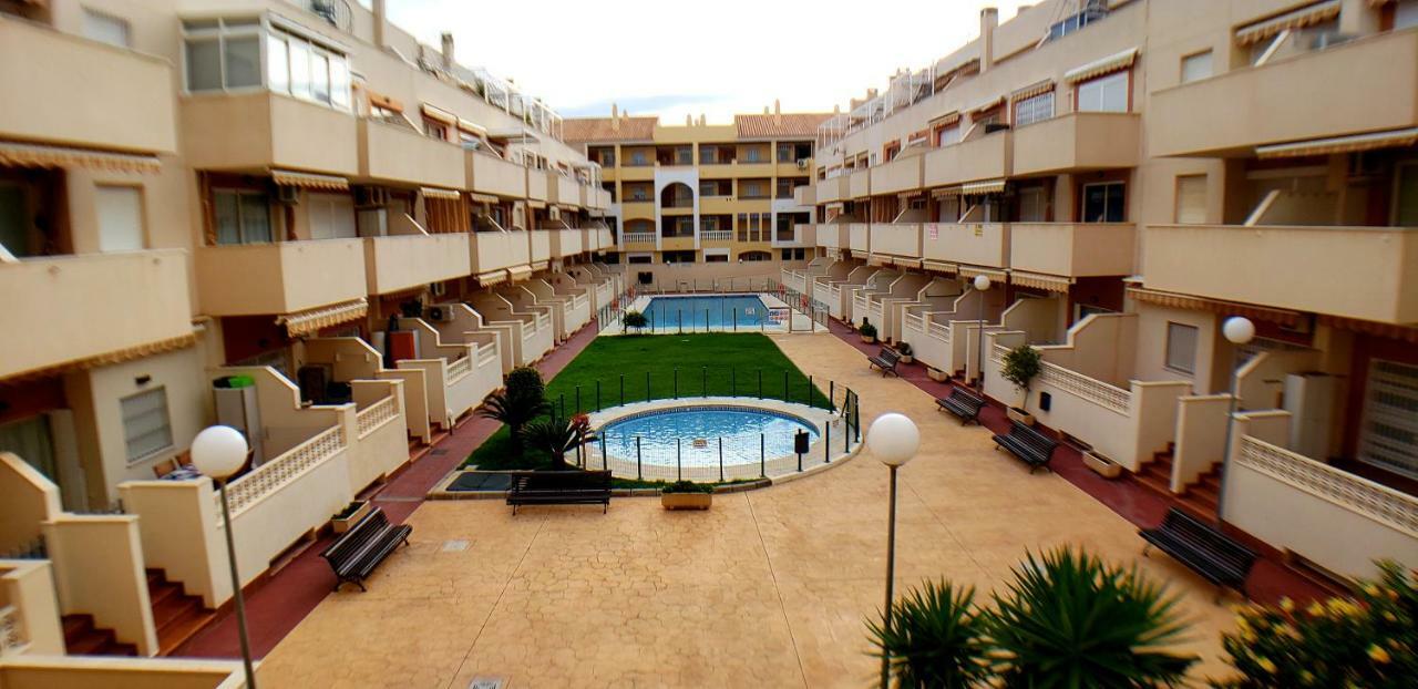 Roquetas Beach House Apartamento Fresco Con Piscina Roquetas de Mar Exterior foto